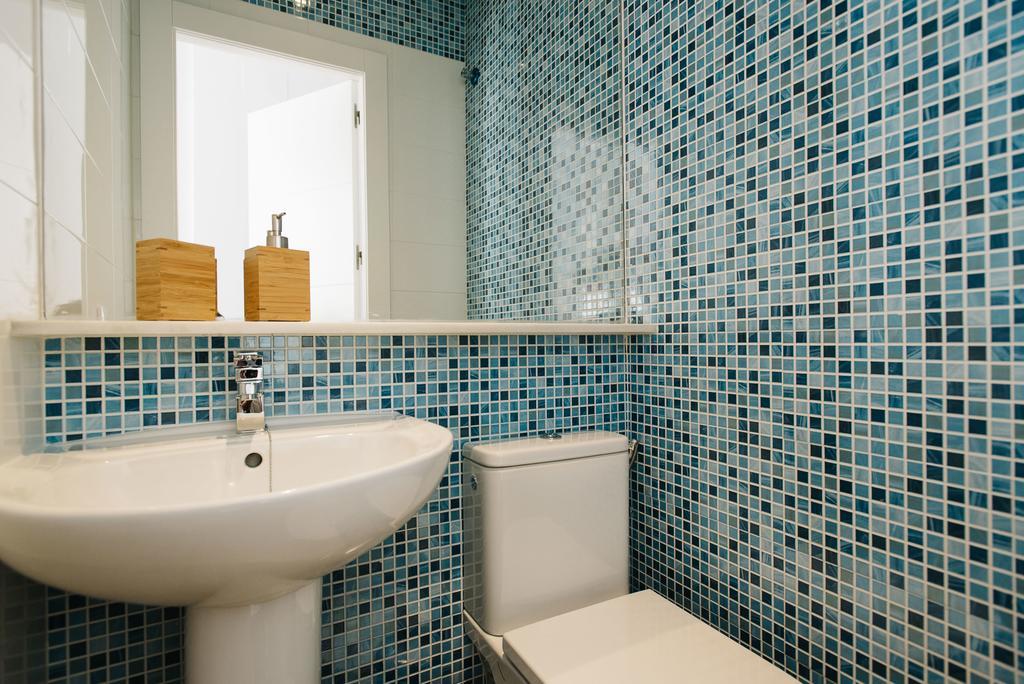 Hostly Acetres 2A-Penthouse In City Center-Fibre-Parking Opt Sevilla Exterior foto
